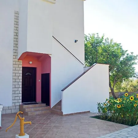 Apartamento Pag 11358e Pag Town