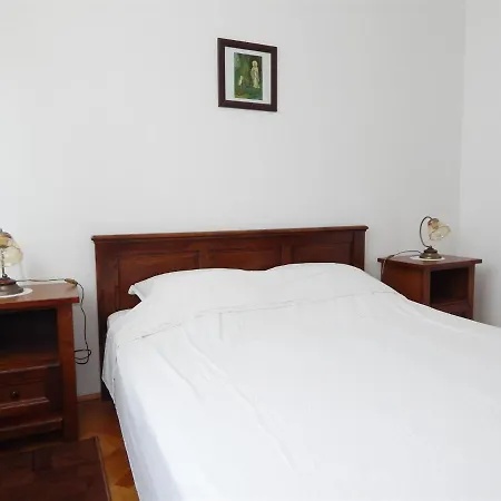 Pag 11358e Apartment Pag Town