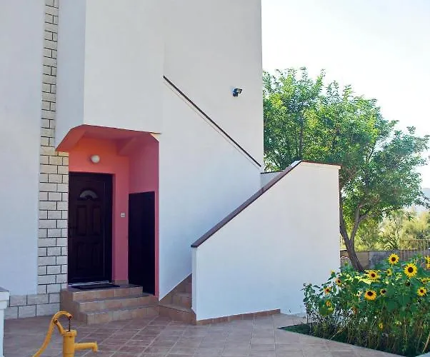 Апартаменты Pag 11358e Паг