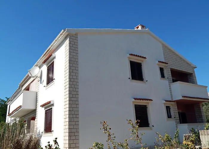 Pag 11358e Апартаменты *